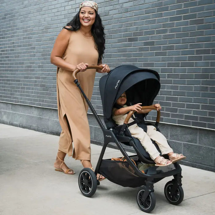 Nuna Triv™ Next + Pipa™ Urbn Travel System