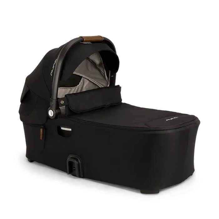 Nuna Demi Next Bassinet + Stand