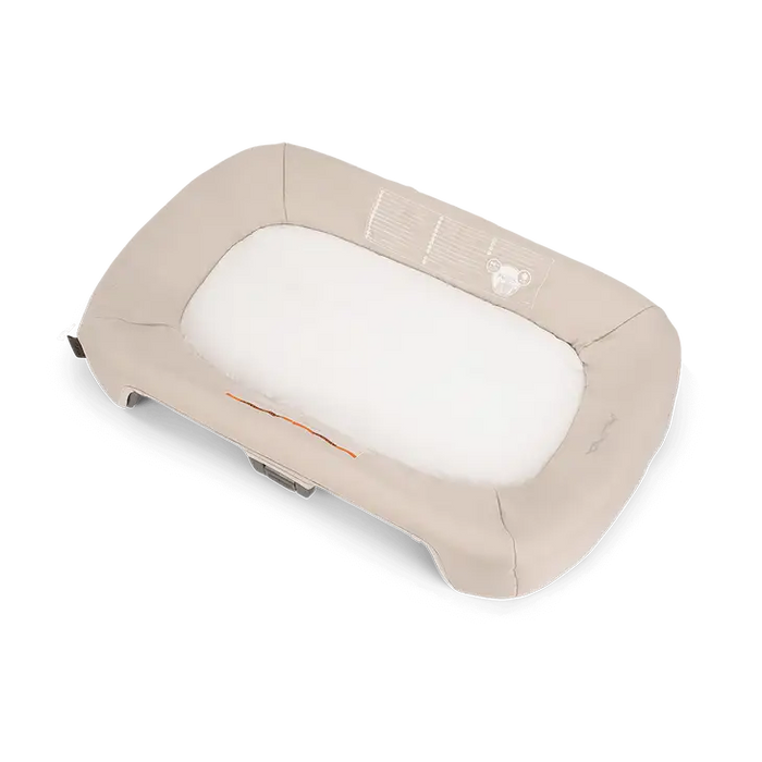 Nuna Sena Aire w Zip-off Bassinet + Changer