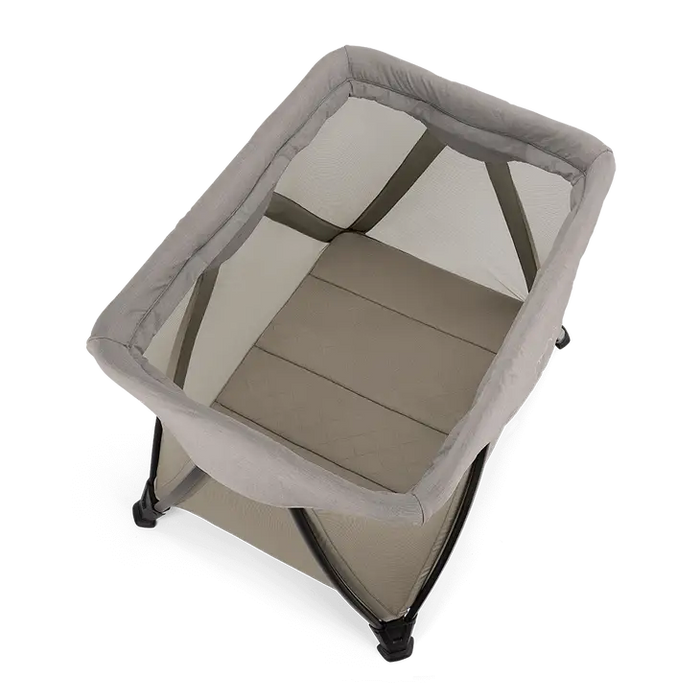 Nuna SENA Aire w/zip off bassinet