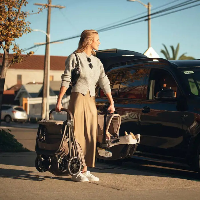 Nuna Pipa urbn + TRVL LX™ Travel System