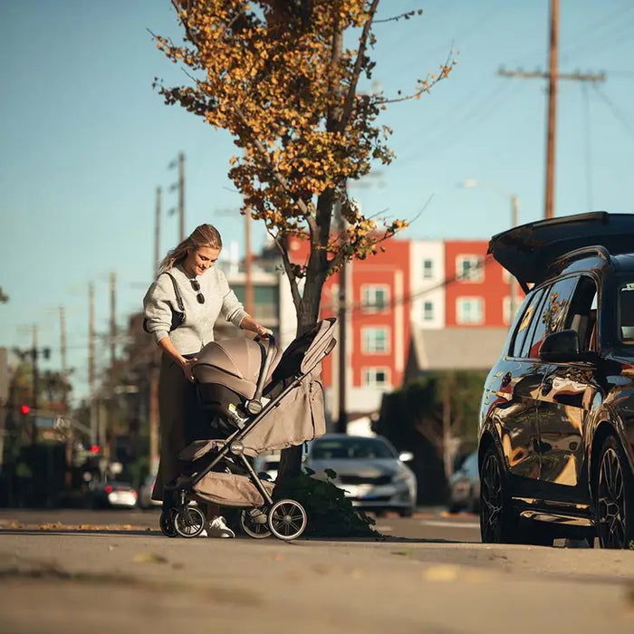 Nuna Pipa urbn + TRVL LX™ Travel System