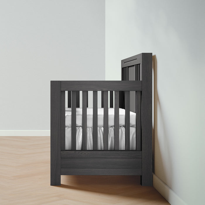 Romina Ventianni Convertible Crib