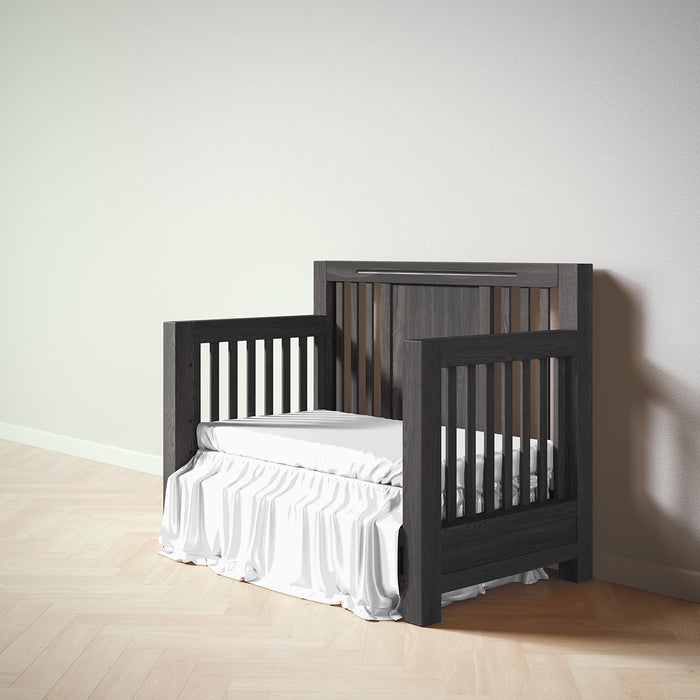 Romina Ventianni Convertible Crib