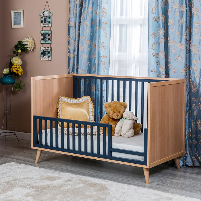 Romina New York Classic Crib MybabySprinkle