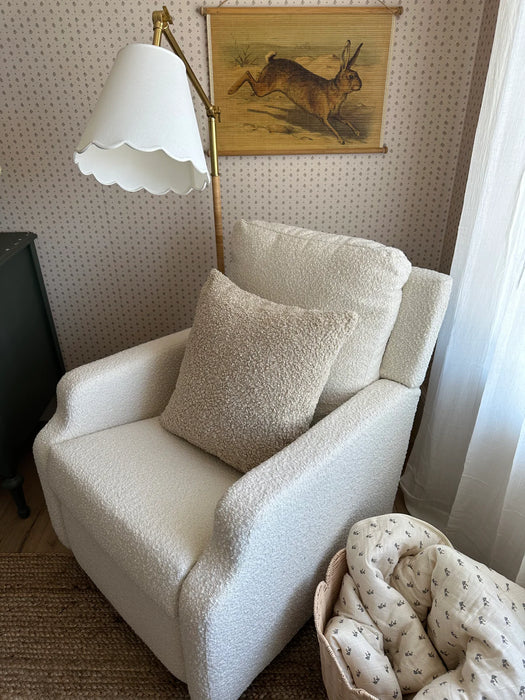 Oilo Harlow Gliding Swivel Nursery Recliner