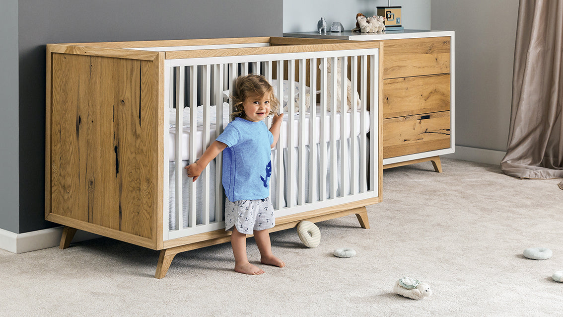 Romina Uptown Classic Crib