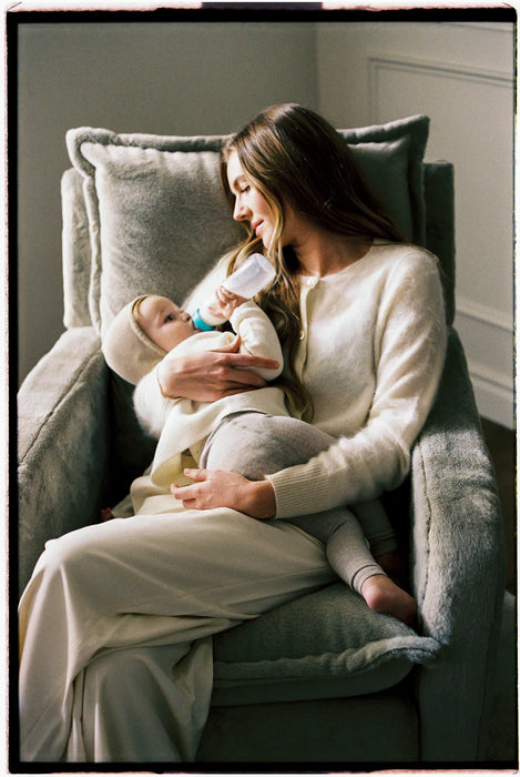 Oilo Flynn Gliding Swivel Nursery Recliner