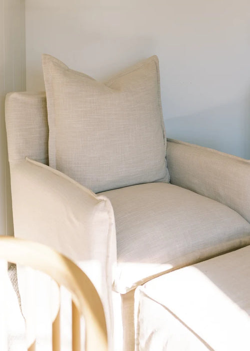 Oilo Margot Swivel Nursery Glider