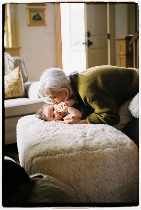 Oilo Ollie Ottoman: Wide Size