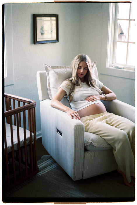 Oilo Flynn Gliding Swivel Nursery Recliner