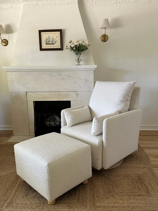 Oilo Ollie Ottoman: Standard Size