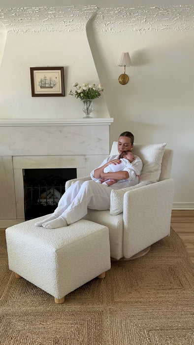 Oilo Ollie Ottoman: Standard Size