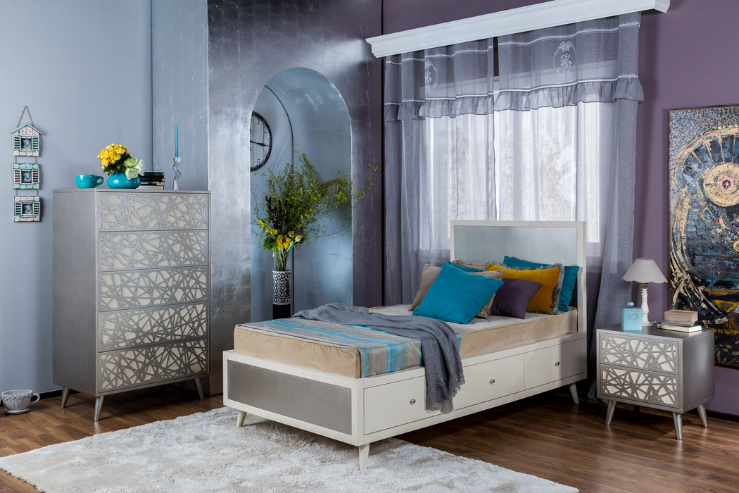 Romina New York Tall Chest