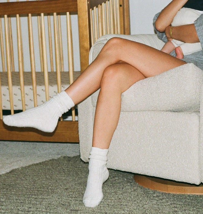 Oilo Drew Gliding Swivel Nursery Recliner