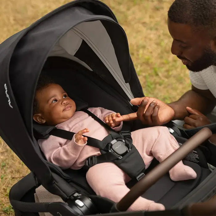Nuna Triv LX + Pipa Urbn Travel System - NEW!