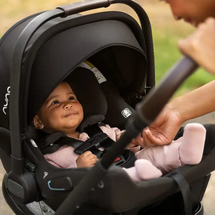 Nuna Triv LX + Pipa Urbn Travel System - NEW!